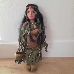 Native American Cheyenne Native American Doll #35333